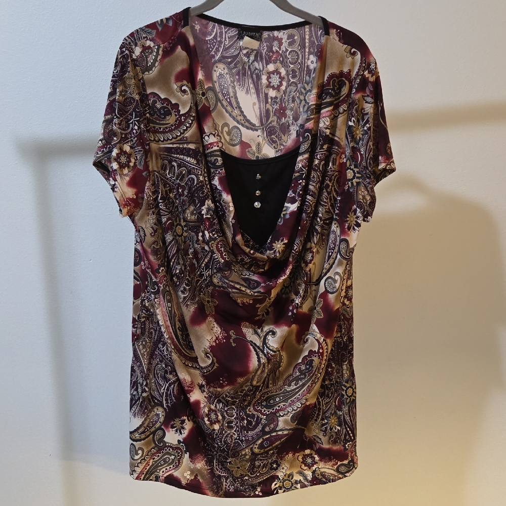 Elegant Paisley Women's Blouse - Burgundy and Cream